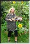 A fine sunflower and fish